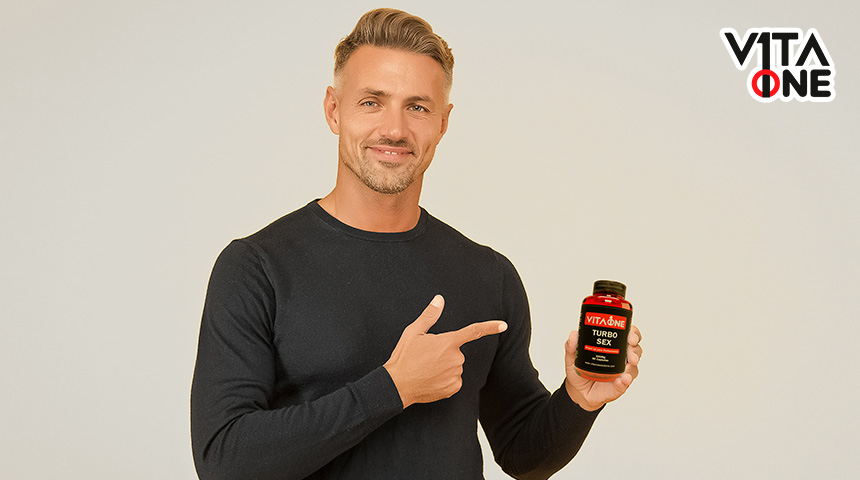 Hombre Sabe Beneficios de Tomar Suplementos para Mejorar la Salud Sexual